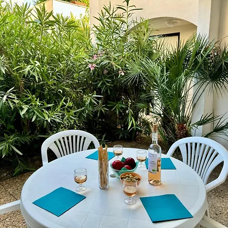 Hotel apartamentowy Cannes - 3*